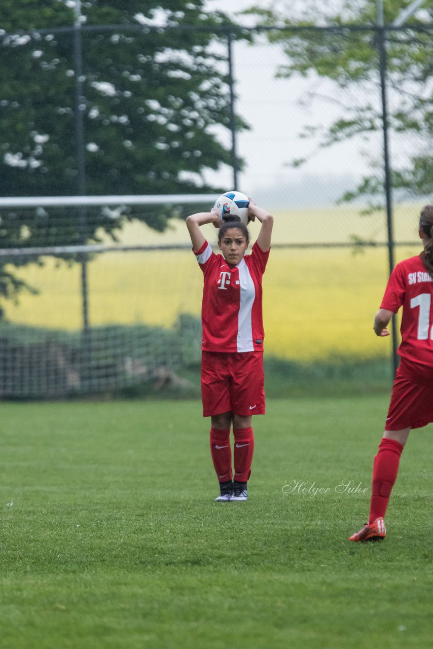 Bild 151 - wCJ SV Steinhorst/Labenz - VfL Oldesloe : Ergebnis: 18:0